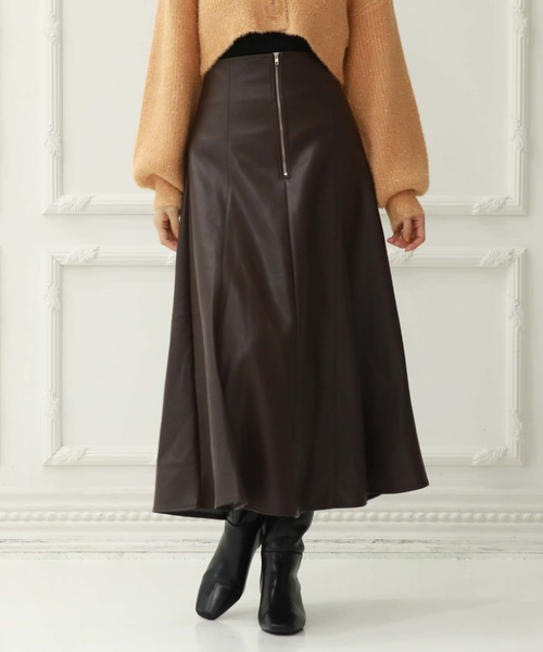 archives（アルシーヴ）の「Fzipレザーフレアスカート（スカート