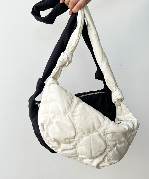 GeeRA（ジーラ）の「キルティングショルダー（ショルダーバッグ・レディース・ブラック/オフホワイト・FREE）」の6枚目の写真