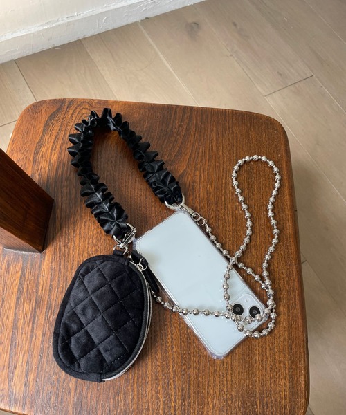 Me%（ミィパーセント）の「フリル2WAYモバイルストラップ　977890（スマホグッズ・レディース・ブラック/アイボリー/ホワイト/グレー・FREE）」の6枚目の写真