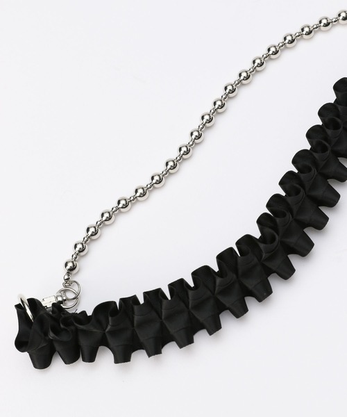 Me%（ミィパーセント）の「フリル2WAYモバイルストラップ　977890（スマホグッズ・レディース・ブラック/アイボリー/ホワイト/グレー・FREE）」の12枚目の写真