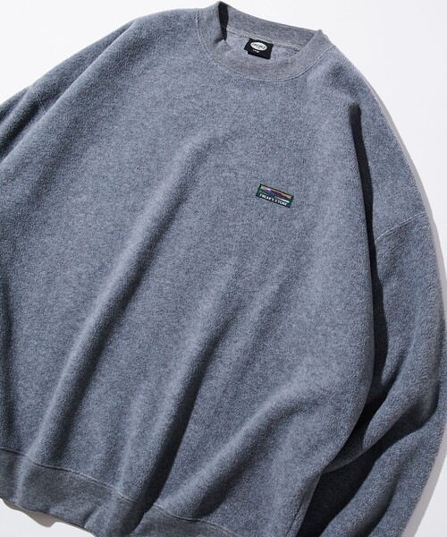 FREAK'S STORE(フリークスストア)の「限定展開 ビッグシルエット クルーネック フリースPO/プルオーバー(スウェット・メンズ・チャコールグレー/アッシュグレー/ブラック/オリーブ/グレイッシュベージュ/ネイビー・SMALL/MEDIUM/LARGE)」の20枚目の写真