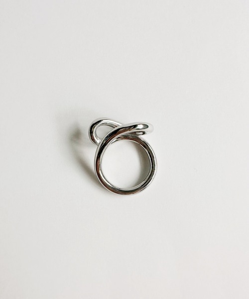 sowang（ソワン）の「【ステンレス】 ぷっくりヒネリデザインリング（リング・レディース・シルバー/ゴールド・13/11）」の17枚目の写真