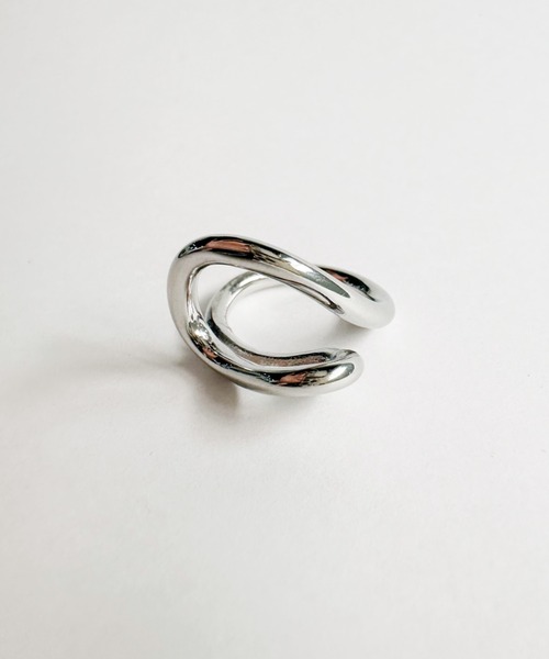 sowang（ソワン）の「【ステンレス】 ぷっくりヒネリデザインリング（リング・レディース・シルバー/ゴールド・13/11）」の19枚目の写真