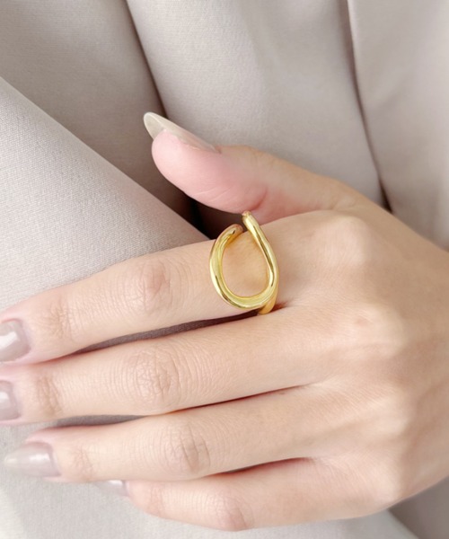 sowang（ソワン）の「【ステンレス】 ぷっくりヒネリデザインリング（リング・レディース・シルバー/ゴールド・13/11）」の21枚目の写真