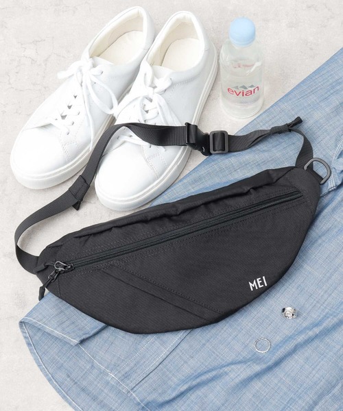 MEI（メイ）の「軽量 ポリエステル ウエストポーチ（ボディバッグ/ウエストポーチ・メンズ・ブラック・FREE）」の9枚目の写真