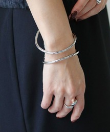 CLEIO | 【cheriella】ニュアンスカーブダブルリングバングル(バングル/リストバンド)