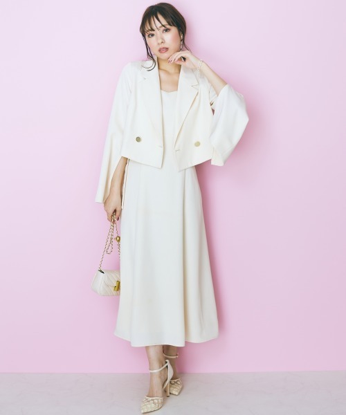 marun(マルン)の「<大きいサイズ> ショート丈2wayジャケット marun(テーラードジャケット・レディース・ブラック/アイボリー・4L/L/5L/LL/3L)」の3枚目の写真