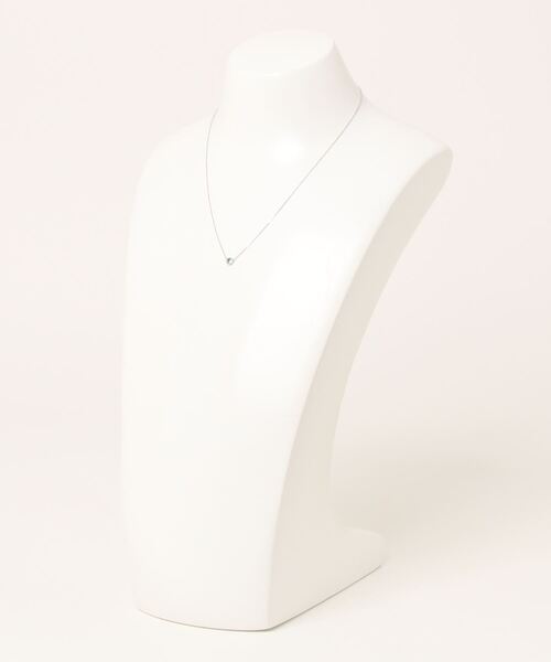 ESTELLE（エステール）の「5月誕生石 シルバー エメラルド ネックレス ESTELLE/エステール WEB限定（ネックレス・レディース・ホワイト・40cm）」の7枚目の写真