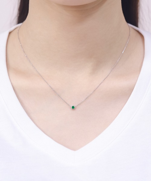 ESTELLE（エステール）の「5月誕生石 シルバー エメラルド ネックレス ESTELLE/エステール WEB限定（ネックレス・レディース・ホワイト・40cm）」の11枚目の写真