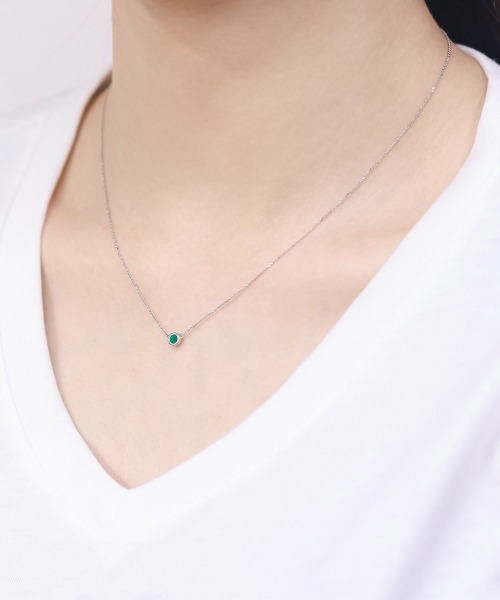 ESTELLE（エステール）の「5月誕生石 シルバー エメラルド ネックレス ESTELLE/エステール WEB限定（ネックレス・レディース・ホワイト・40cm）」の12枚目の写真