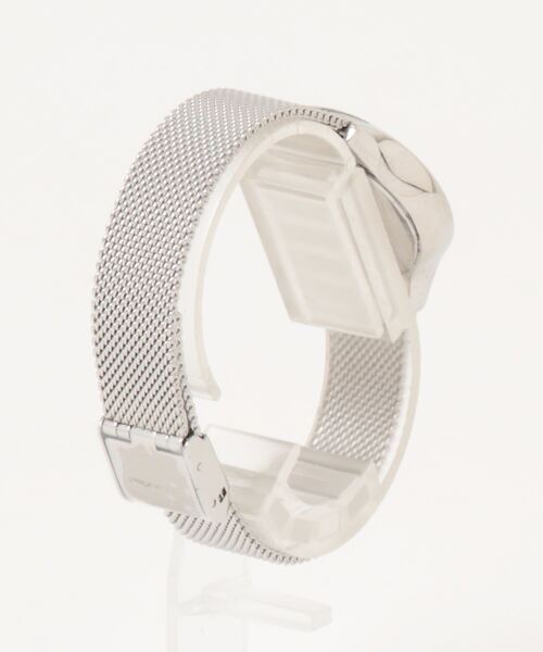Calvin Klein（カルバン・クライン）の「「Calvin Klein/カルバンクライン」タイムレス - 28MM シルバー サンレイ ダイヤル メッシュ（アナログ腕時計・レディース・シルバー・28mm）」の3枚目の写真