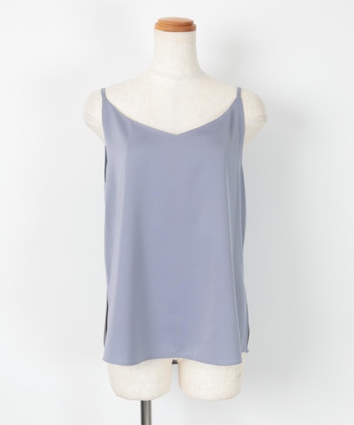 UR'S（ユアーズ）の「Vネックサテンキャミソール（キャミソール・レディース・ブルー/ベージュ/ネイビー・S/M/L）」の20枚目の写真