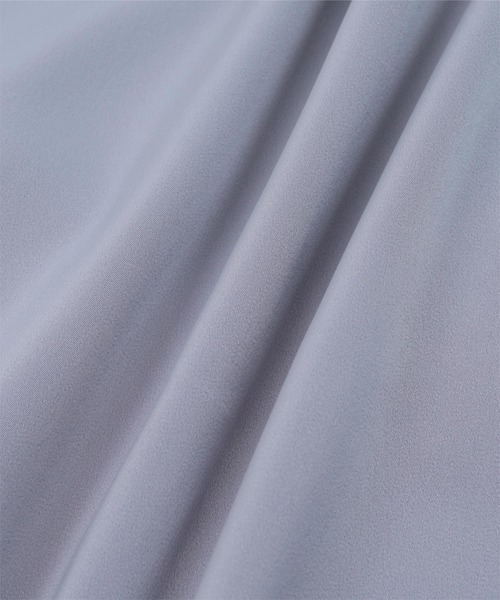 UR'S（ユアーズ）の「Vネックサテンキャミソール（キャミソール・レディース・ブルー/ベージュ/ネイビー・S/M/L）」の15枚目の写真