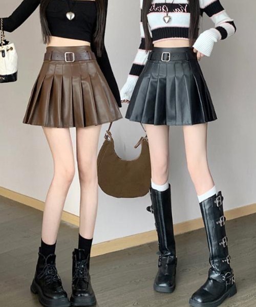 gossip！ロサンゼルス（ゴシップロサンゼルス）の「ベルト付き プリーツミニ合成皮革スカート（スカート・レディース・ブラック/ブラウン・M/L/S）」の10枚目の写真