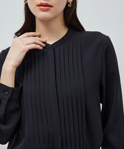 ROPE'（ロペ）の「トリアセテート フロントタックブラウス【セレモニー/通勤対応】【洗える】（シャツ/ブラウス・レディース・ホワイト/ネイビー・FREE）」の8枚目の写真