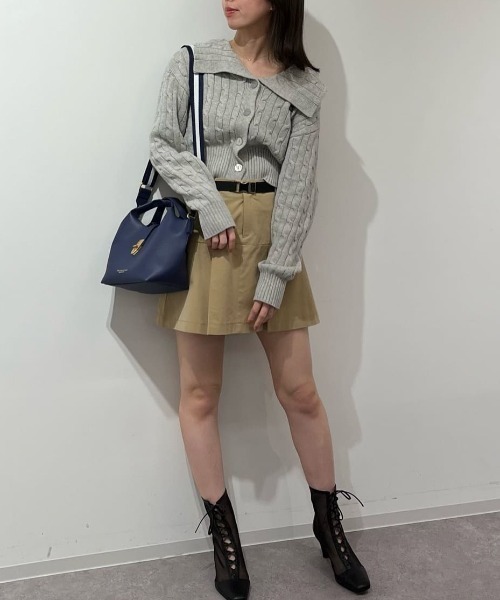JILL by JILL STUART（ジルバイジルスチュアート）の「◇コットンブレンドケーブルニット ボタン（ニット/セーター・レディース・グレー/ホワイト/ブルー/ネイビー・FREE）」の9枚目の写真