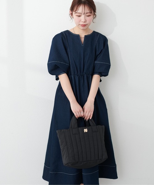 natural couture(ナチュラルクチュール)の「プチナチュ/ランタンスリーブワンピース(ワンピース・レディース・ブラック/インディゴブルー/ベージュ/ドット・SMALL)」の4枚目の写真
