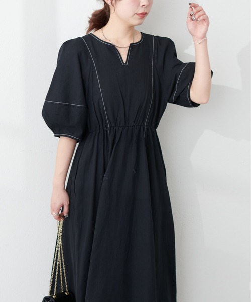 natural couture(ナチュラルクチュール)の「プチナチュ/ランタンスリーブワンピース(ワンピース・レディース・ブラック/インディゴブルー/ベージュ/ドット・SMALL)」の8枚目の写真