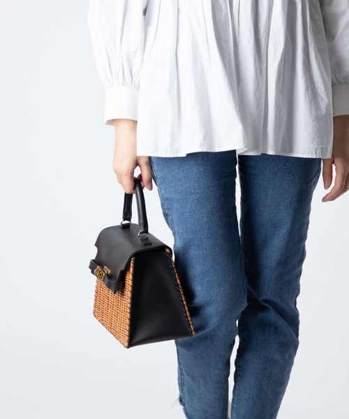 The Bagmati（ザバグマティ）の「BAGMATI LEATHER COMBINATION 2WAY SHOULDER BAG バグマティ レザー使い かごバッグ　ショルダー（ショルダーバッグ・レディース・ブラック・FREE）」の14枚目の写真