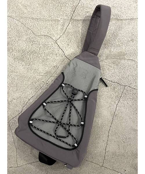 EMODA（エモダ）の「ナイロンショルダーミニバッグ（ショルダーバッグ・レディース・ブラック/グレー・FREE）」の10枚目の写真