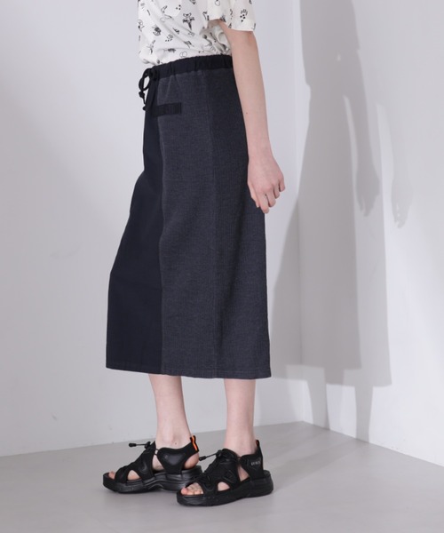 AVIREX（アヴィレックス）の「《直営店限定》FADE WASH WAFFLE DOCKNG SKIRT/フェイドウォッシュ ワッフルドッキングスカート（スカート・レディース・ブラック/サックスブルー/アイボリー・FREE）」の6枚目の写真