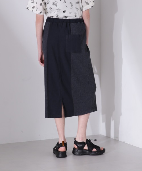 AVIREX（アヴィレックス）の「《直営店限定》FADE WASH WAFFLE DOCKNG SKIRT/フェイドウォッシュ ワッフルドッキングスカート（スカート・レディース・ブラック/サックスブルー/アイボリー・FREE）」の7枚目の写真