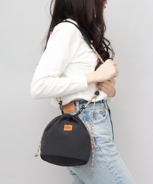 KRIFF MAYER（クリフメイヤー）の「巾着 ミニ ショルダーバッグ（ショルダーバッグ・メンズ・ブラック・FREE）」の5枚目の写真