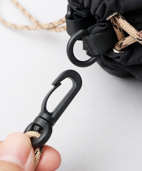 KRIFF MAYER（クリフメイヤー）の「巾着 ミニ ショルダーバッグ（ショルダーバッグ・メンズ・ブラック・FREE）」の13枚目の写真