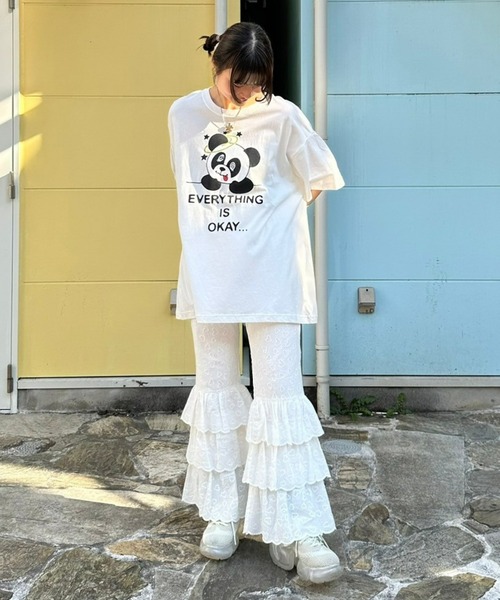 Candy Stripper(キャンディストリッパー)の「EVERYTHING IS OKAY BIG Tシャツ(Tシャツ/カットソー・レディース・ブラック/オフホワイト/パープル・2)」の6枚目の写真