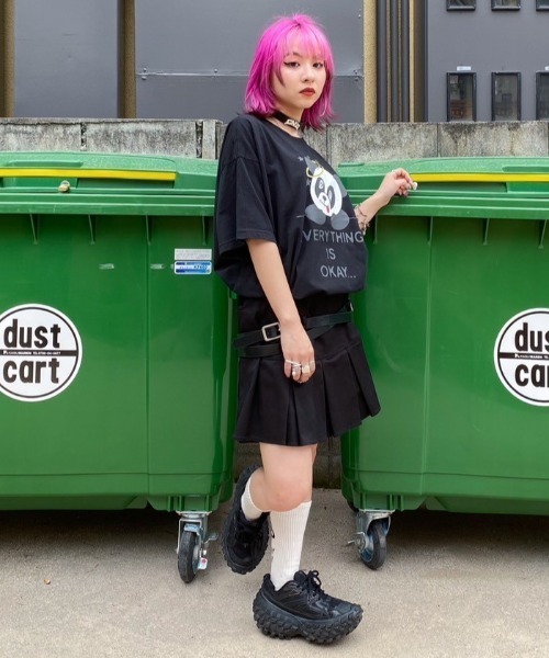 Candy Stripper(キャンディストリッパー)の「EVERYTHING IS OKAY BIG Tシャツ(Tシャツ/カットソー・レディース・ブラック/オフホワイト/パープル・2)」の15枚目の写真
