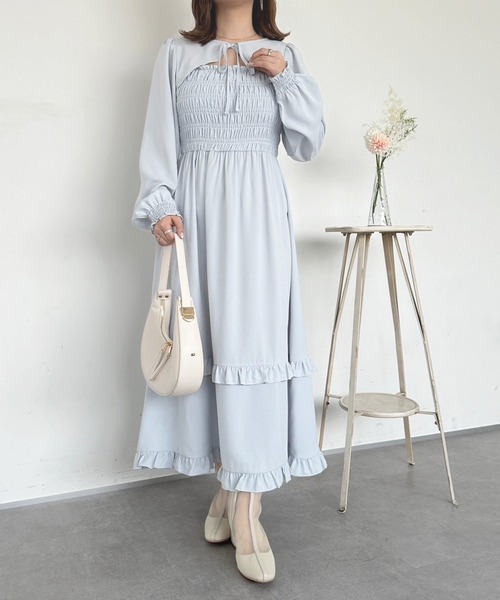 apres jour(アプレジュール)の「アソートフロントオープンリボンワンピース【ZOZOTOWN限定アイテム】(ワンピース・レディース・ブラック/ホワイト系その他/ブラック系その他/ブルー・フリー/X-LARGE)」の4枚目の写真