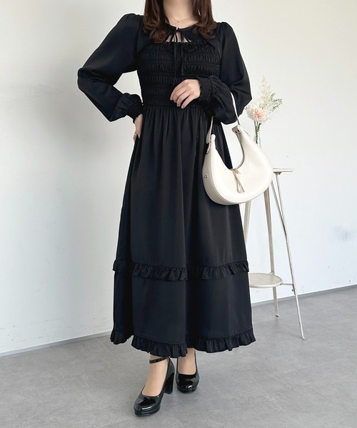apres jour(アプレジュール)の「アソートフロントオープンリボンワンピース【ZOZOTOWN限定アイテム】(ワンピース・レディース・ブラック/ホワイト系その他/ブラック系その他/ブルー・フリー/X-LARGE)」の2枚目の写真