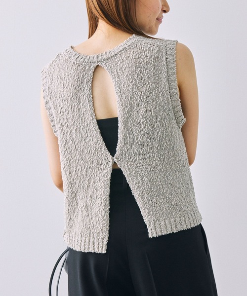 BABYLONE（バビロン）の「バックスリットノースリプルオーバー（ニット/セーター・レディース・ライトグレー/ブラック/ライトベージュ・フリー）」の19枚目の写真