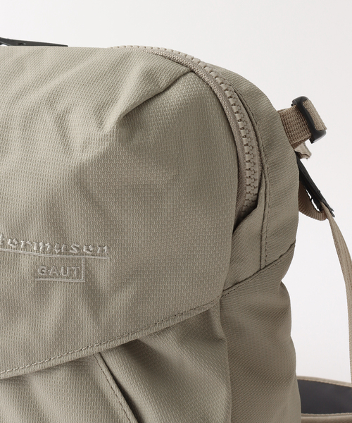 クレッタルムーセン メッセンジャーバッグ　ショルダーバッグ KLATTERMUSEN / クレッタルムーセン Gaut Messenger Bag-Limited