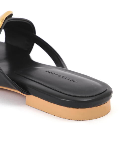 EDIT COLOGNE（エディットコロン）の「ゴールドパーツミュール（パンプス・レディース・ベージュ/ブラック/オフホワイト・23.5cm/23.0cm/24.0cm）」の9枚目の写真