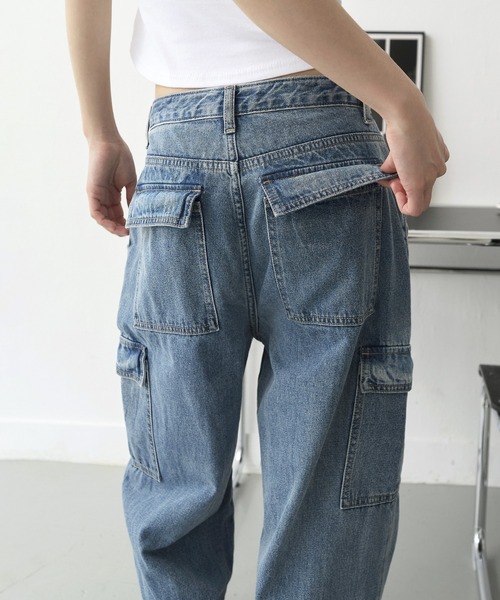 UNE MANSION(ユヌマンション)の「【男女兼用/UNISEX】ユニークポケットカーゴデニムパンツ(デニムパンツ・レディース・ブルー/ライトブルー・SMALL/LARGE/MEDIUM)」の13枚目の写真