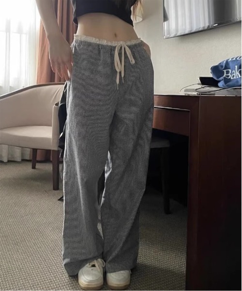 by muni:r（バイ ムニール）の「【お気に入り登録数1.5万突破！】ダブルウエストイージーパンツ（スウェットパンツ・レディース・ブラック/ブラック×ホワイト・FREE）」の6枚目の写真