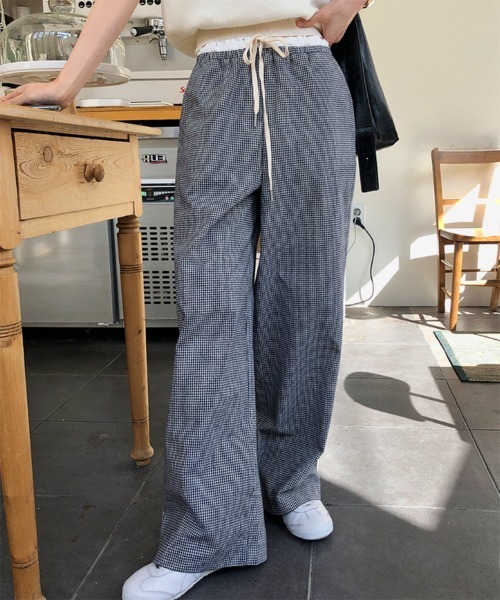 by muni:r（バイ ムニール）の「【お気に入り登録数1.5万突破！】ダブルウエストイージーパンツ（スウェットパンツ・レディース・ブラック/ブラック×ホワイト・FREE）」の7枚目の写真