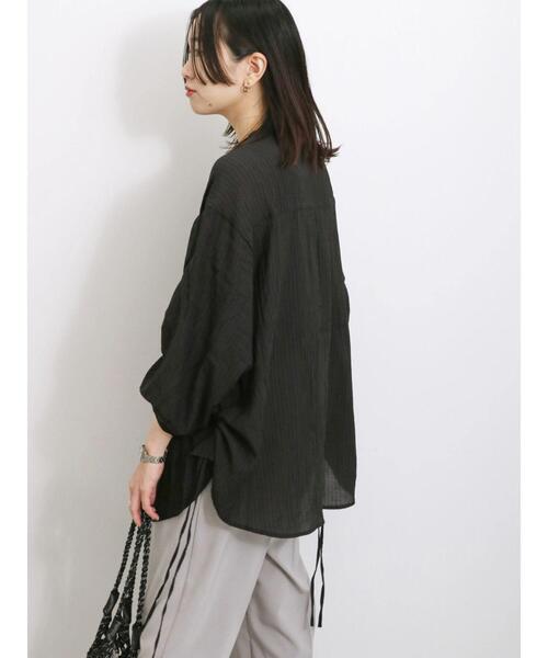 Samansa Mos2 blue（サマンサモスモスブルー）の「裾ドロストギャザーチュニック（シャツ/ブラウス・レディース・ブラック/オフホワイト/オレンジ・F）」の14枚目の写真