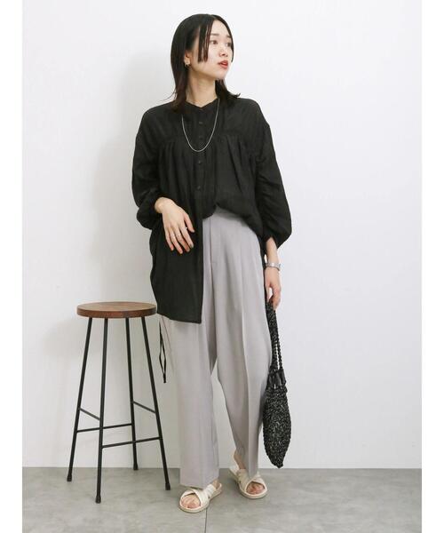 Samansa Mos2 blue（サマンサモスモスブルー）の「裾ドロストギャザーチュニック（シャツ/ブラウス・レディース・ブラック/オフホワイト/オレンジ・F）」の18枚目の写真