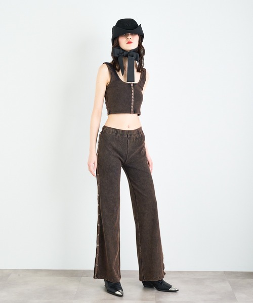 ANNA SUI NYC（アナ スイ エヌ ワイ シー）の「ANNA SUI NYC パウダーブリーチリングドットボタンショートタンクトップ（タンクトップ・レディース・ブルー/ブラック/パープル・S/M）」の8枚目の写真