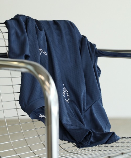 The unormwind（ザアンノームワインド）の「シティフットボールユニフォーム裾ドローコードダブル胸刺繍ロゴ半袖VネックTシャツ（Tシャツ/カットソー・メンズ・ブラック/ホワイト/ネイビー・S/M/L/XL）」の12枚目の写真