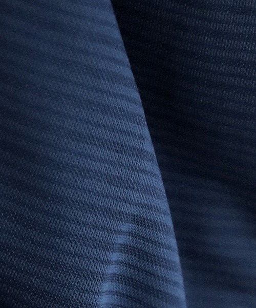 The unormwind（ザアンノームワインド）の「シティフットボールユニフォーム裾ドローコードダブル胸刺繍ロゴ半袖VネックTシャツ（Tシャツ/カットソー・メンズ・ブラック/ホワイト/ネイビー・S/M/L/XL）」の18枚目の写真