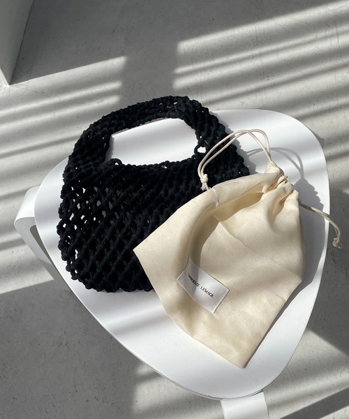 CAPRICIEUX LE'MAGE(カプリシューレマージュ)の「メッシュミニバッグ(ハンドバッグ・レディース・ホワイト/ブラック・FREE)」の4枚目の写真