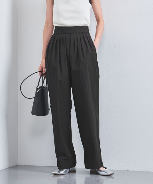 UNITED ARROWS(ユナイテッドアローズ)の「フロントタック ワイドパンツ(その他パンツ・レディース・ブラック/ベージュ/ピンク・38/36)」の1枚目の写真
