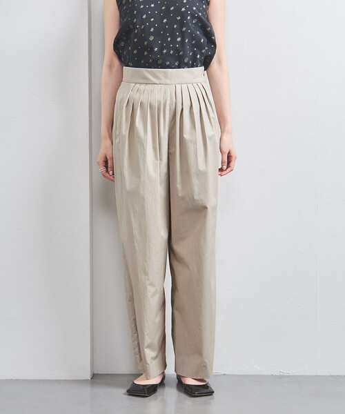 UNITED ARROWS(ユナイテッドアローズ)の「フロントタック ワイドパンツ(その他パンツ・レディース・ブラック/ベージュ/ピンク・38/36)」の9枚目の写真