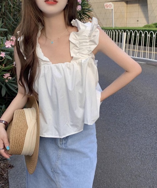 FREE STYLISTS(フリー スタイリスト)の「肩ギャザーフリル キャミソールトップス(シャツ/ブラウス・レディース・オフホワイト/ライトグリーン・FREE)」の6枚目の写真