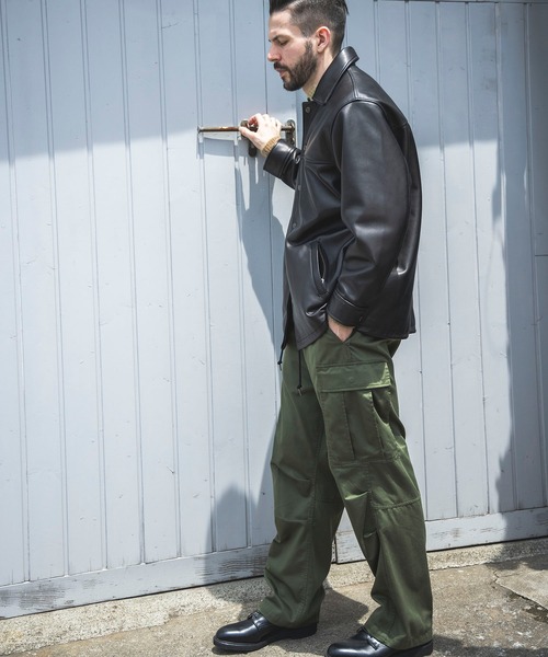 MR.OLIVE(ミスターオリーブ)の「MR.OLIVE/WALK IN CLOSET ミスターオリーブ / T/C USED SATIN / M-65 CARGO PANTS ユーズドウォッシュサテンミリタリーパンツ / M243116(カーゴパンツ・メンズ・ブラック/グリーン・SMALL/MEDIUM/LARGE)」の17枚目の写真