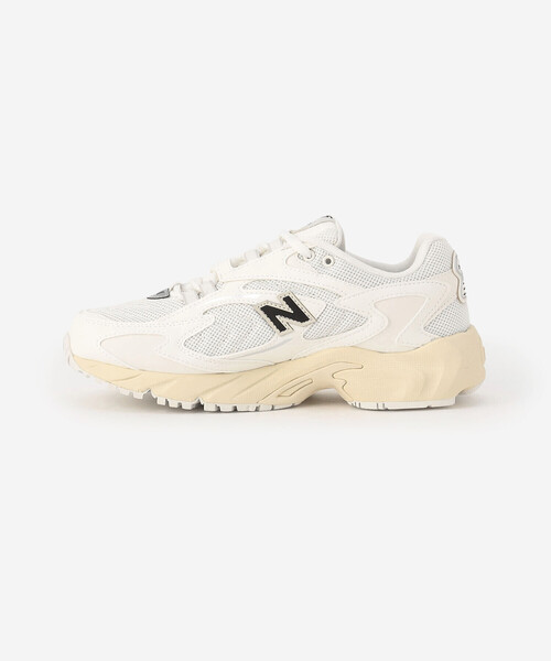 NEW BALANCE(ニューバランス)の「New Balance | ML725 OFF WHITE WOMEN(スニーカー・レディース・オフホワイト・24.5/24/23/23.5)」の2枚目の写真