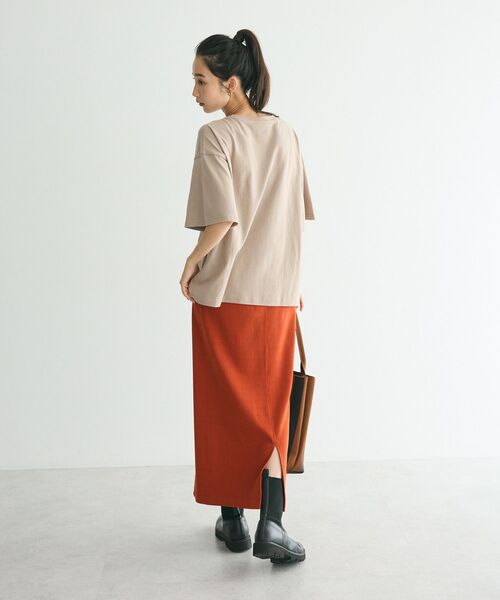 CRAFT STANDARD BOUTIQUE(クラフトスタンダードブティック)の「フレア袖SOLUTIONロゴTee(Tシャツ/カットソー・レディース・オフホワイト/ブルー/ブラック/ベージュ・FREE)」の17枚目の写真